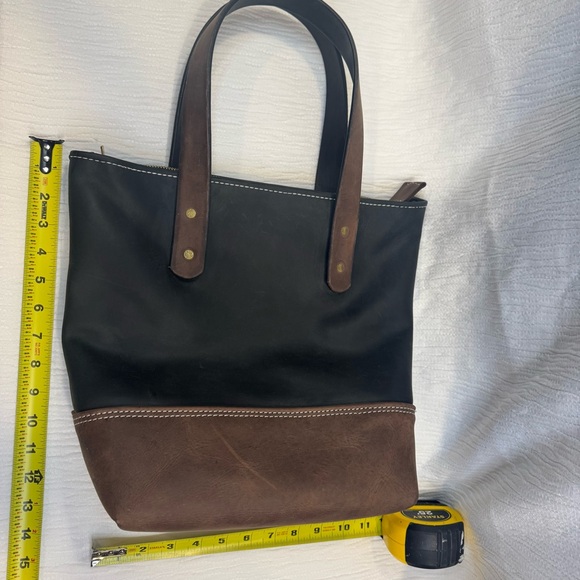 Gorgeous Handmade Leather Tote Shoulder Bag, one of a kind. - Picture 9 of 10